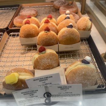 Tous Les Jours - Donuts - Bakeries Near Me - Henderson, Nevada Tous Les Jours - Donuts - Bakeries Near Me - Henderson, Nevada