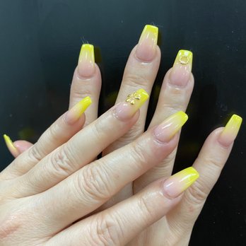 Tip N Toe Nail Spa - Nail Salons Near Me - Temecula, California