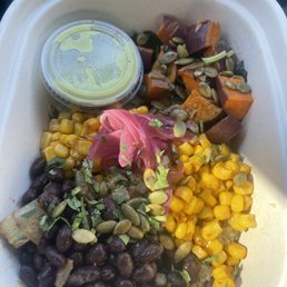 Southwest Quinoa Bowl Southwest Quinoa Bowl