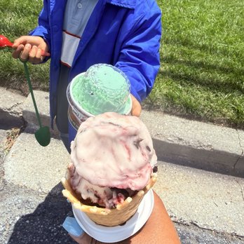 Bruster's Real Ice Cream - Non diary ice cream cone/raspberry truffle - Ice Cream & Frozen Yogurt Near Me - Gaithersburg, Maryland