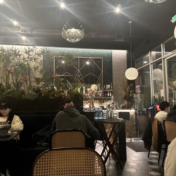 Pineapple Thai - Thai Near Me - Cupertino, California