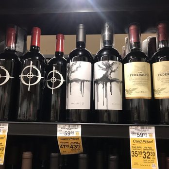 Tom Thumb - I thought this wine selection was excellent - Grocery Near Me - Dallas, Texas