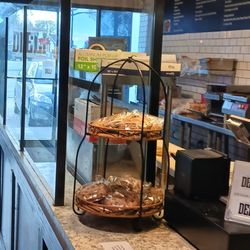 Deli-ish - Kitchen