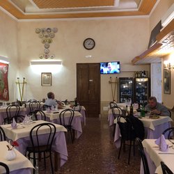 Centrale - Inside dining room
