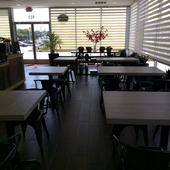 Yen's Cafe - Tons of seating - Vietnamese Near Me - Arlington, Texas