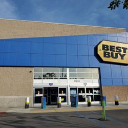 Best Buy - Entrance