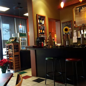 Vino's Pizza - Pizza Near Me - Carson City, Nevada