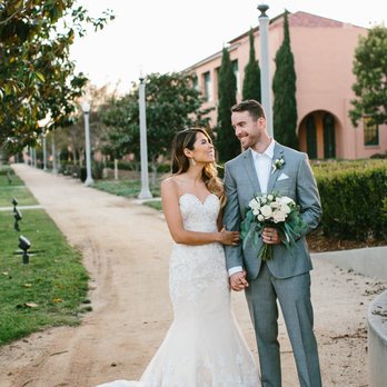 Kim's Alterations - Sewing & Alterations Near Me - Encinitas, California