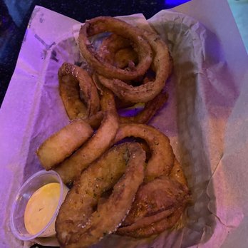 Rolling Waves Brewing and Distillery - Onion rings - Breweries Near Me - Doral, Florida Rolling Waves Brewing and Distillery - Onion rings - Breweries Near Me - Doral, Florida