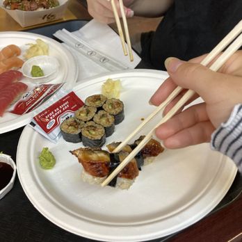 Dragon Kitchen Brown Rice Sushi - Japanese Near Me - Hilo, Hawaii