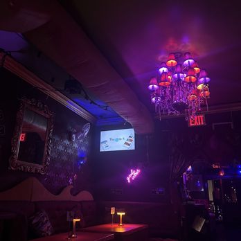 KARIZMA - Updated May 2025 - 223 Photos & 345 Reviews - 244 E 51st St