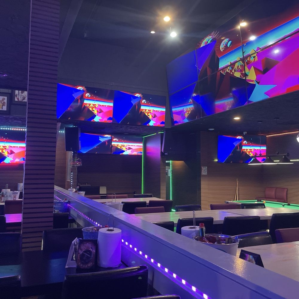 Coco Beach Bar & Grill - Dining area - Sports Bars Near Me - Marina del Rey, California Coco Beach Bar & Grill - Dining area - Sports Bars Near Me - Marina del Rey, California