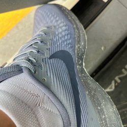 Uptown Cheapskate - Nike shoes