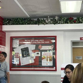 In-N-Out Burger - Burgers Near Me - Vacaville, California In-N-Out Burger - Burgers Near Me - Vacaville, California