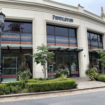 Pendleton - Women's Clothing Near Me - Meridian, Idaho Pendleton - Women's Clothing Near Me - Meridian, Idaho