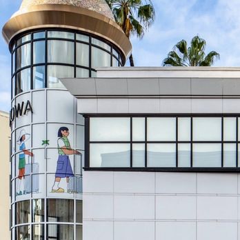 RIMOWA - The dome on top of the Rimowa store building is by artist Peter Veres: 14-ft. diameter made of 69,000 Venetian glass tiles. - Luggage Near Me - Beverly Hills, California RIMOWA - The dome on top of the Rimowa store building is by artist Peter Veres: 14-ft. diameter made of 69,000 Venetian glass tiles. - Luggage Near Me - Beverly Hills, California