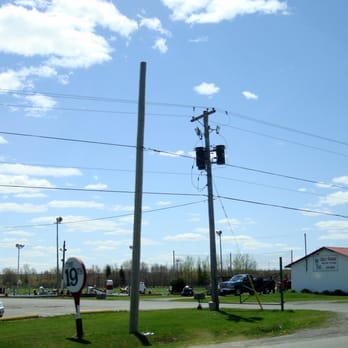 19th Tee Golf Range - Sporting Goods Near Me - Ottawa, Ontario