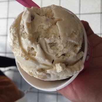 Baskin Robbins - Consistent and never lets me down - Ice Cream & Frozen Yogurt Near Me - San Diego, California