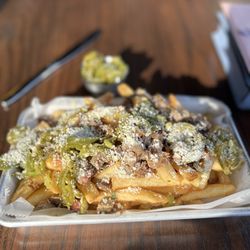 Union Bear Brewing Company - Smothered fries