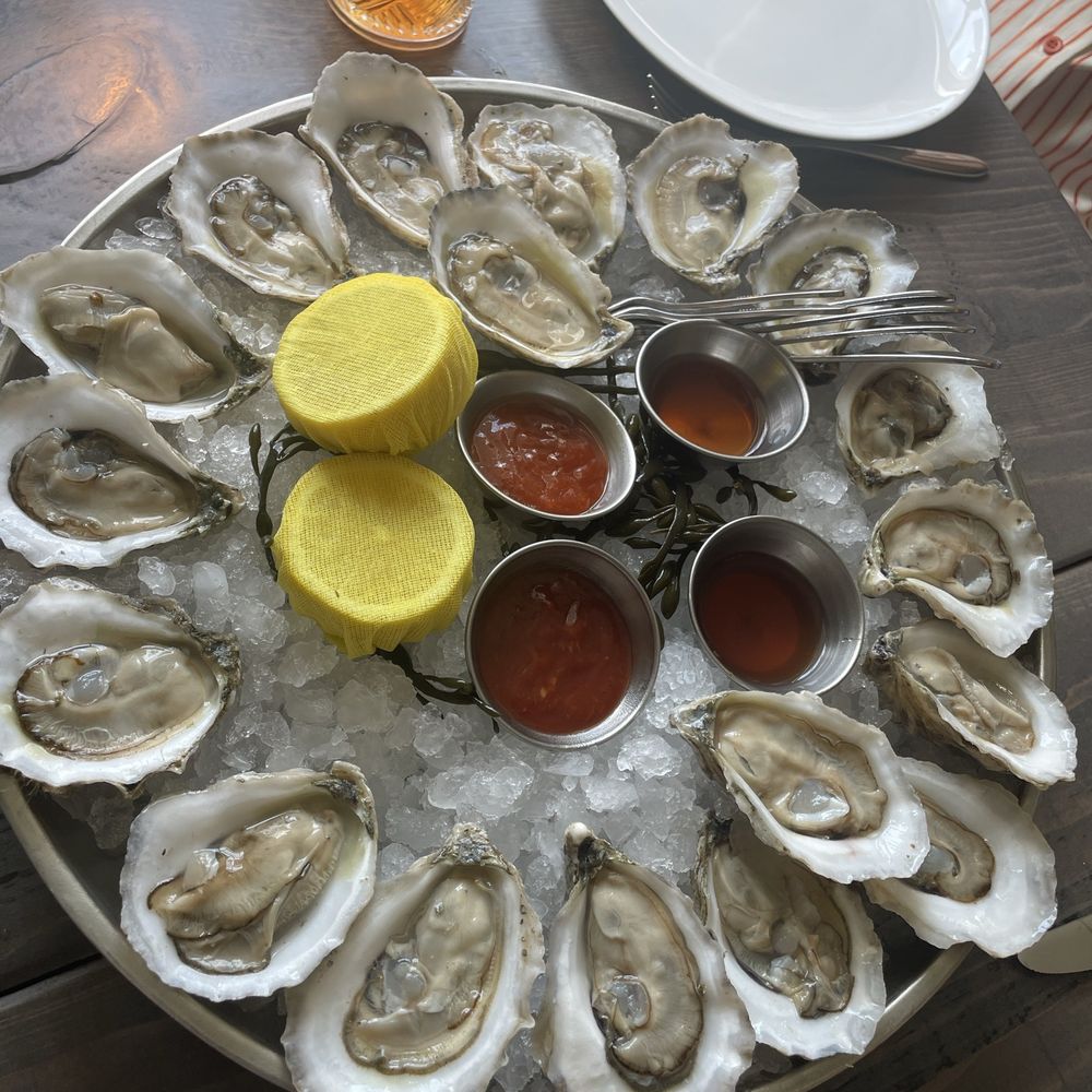 Delaney Oyster House - Seafood Near Me - Charleston, South Carolina Delaney Oyster House - Seafood Near Me - Charleston, South Carolina