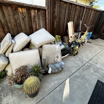 Margarito Hauling Junk - Junk Removal & Hauling Near Me Margarito Hauling Junk - Junk Removal & Hauling Near Me