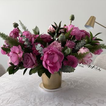 Glasswing Floral - Beautiful flower arrangement - Florists Near Me - Los Angeles, California Glasswing Floral - Beautiful flower arrangement - Florists Near Me - Los Angeles, California