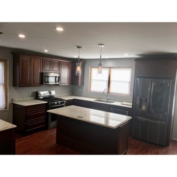 Butterfly Kitchens - Kitchen cabinets - Cabinetry Near Me - Chicago, Illinois