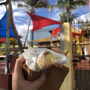 Panaderia Lydia - Quesitos cannolis, change my mind - Bakeries Near Me - Vieques, Puerto Rico Panaderia Lydia - Quesitos cannolis, change my mind - Bakeries Near Me - Vieques, Puerto Rico