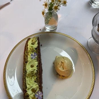 Anjelica's Restaurant - Pistachio cake & pistachio gelato - Italian Near Me - Sea Bright, New Jersey