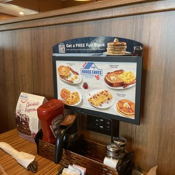 IHOP - Inside - $6 Meals that are delicious - Burgers Near Me - Pensacola, Florida