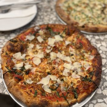 Lodge Bread - Pizza. Bring it back! - Bakeries Near Me - Los Angeles, California