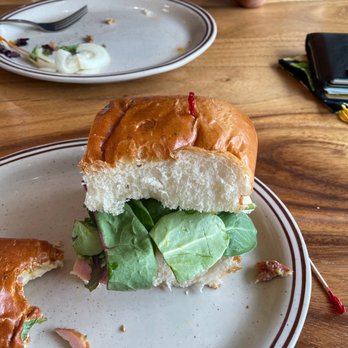 Honokaa Cafe - Bakeries Near Me - Honokaa, Hawaii