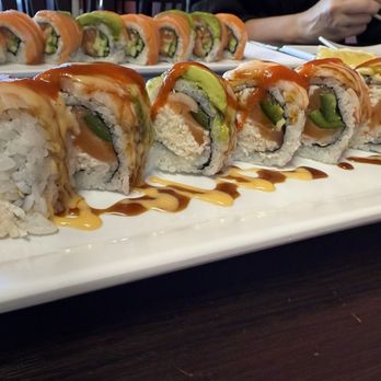 Traviesushi - Hollywood roll.. 100% recommend - Sushi Bars Near Me - Los Angeles, California Traviesushi - Hollywood roll.. 100% recommend - Sushi Bars Near Me - Los Angeles, California