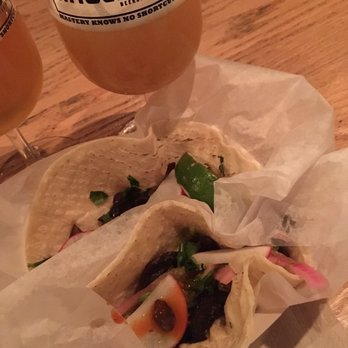 SingleCut Beersmiths - Mushroom tacos - Breweries Near Me - Astoria, New York