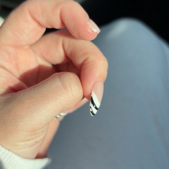 Blossom Nail & Spa - chipped paint. - Nail Salons Near Me - Meridian, Idaho
