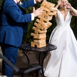 Entertainment Express - Jenga!!! I won!!! Hahahha