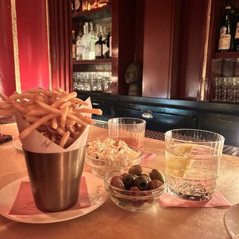The Nines - New American Near Me - New York, New York