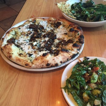 Via Baci - Pizza and salad...what can go wrong? - Italian Near Me - Lone Tree, Colorado Via Baci - Pizza and salad...what can go wrong? - Italian Near Me - Lone Tree, Colorado