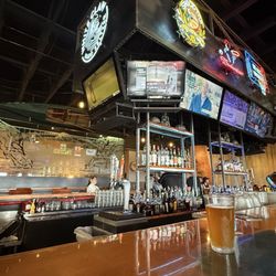 Dam Bar & Grille