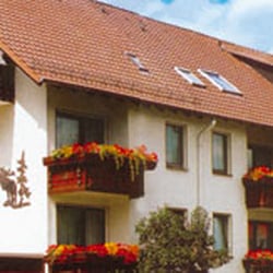Hotel Restaurant zur Warte - Copyright: http://www.nordhessen.de/de/95857108-bc1b-b464-8f95-86c0bd3ad3fa.html