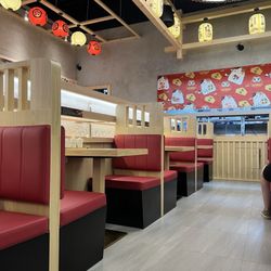 Supra Revolving Sushi - Seating