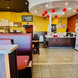 Asian Wok - Inside