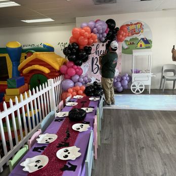 Kiddie Zone - Kids table - Venues & Event Spaces Near Me - Whittier, California Kiddie Zone - Kids table - Venues & Event Spaces Near Me - Whittier, California