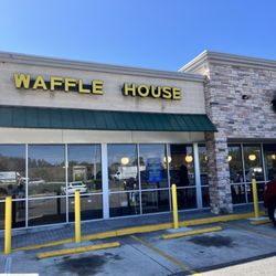 Waffle House - Outside