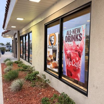 McDonald's - Fast Food Near Me - Castaic, California McDonald's - Fast Food Near Me - Castaic, California