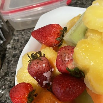 Edible Arrangements - a plate of fresh fruit - Gift Shops Near Me - Norfolk, Virginia Edible Arrangements - a plate of fresh fruit - Gift Shops Near Me - Norfolk, Virginia