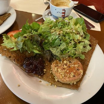 Crêperie de Pont-Aven - Crepe with foie gras (roué) - Creperies Near Me - Paris, 75 Crêperie de Pont-Aven - Crepe with foie gras (roué) - Creperies Near Me - Paris, 75