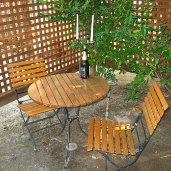 Bungalows 313 - semi-private patio - Vacation Rentals Near Me - Sonoma, California