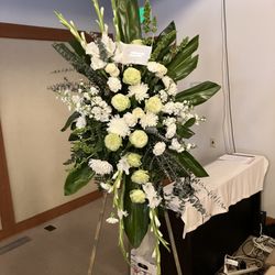 The Flower Cottage - Magnificent Life spray