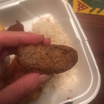 RoRo's Chicken - Falafel color is off and taste is more like a ginger cake. Very bizarre. - Mediterranean Near Me - Los Angeles, California RoRo's Chicken - Falafel color is off and taste is more like a ginger cake. Very bizarre. - Mediterranean Near Me - Los Angeles, California